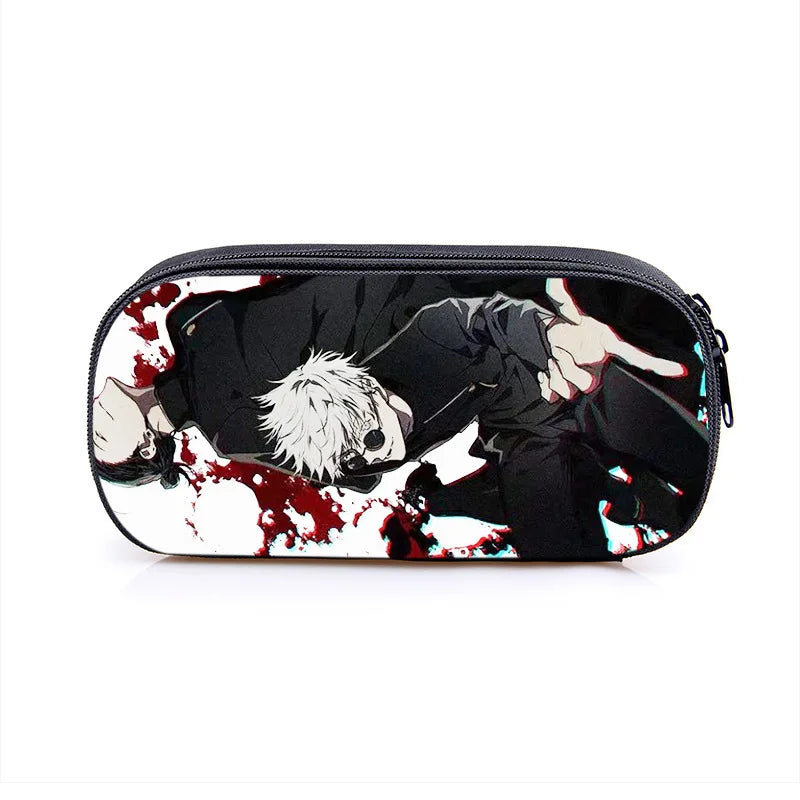 Trousse zippée rectangulaire noire avec visuel manga blanc et rouge sanglant