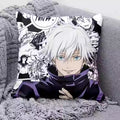 Coussin Jujutsu Kaisen Gojo Uniforme Violet Sourire