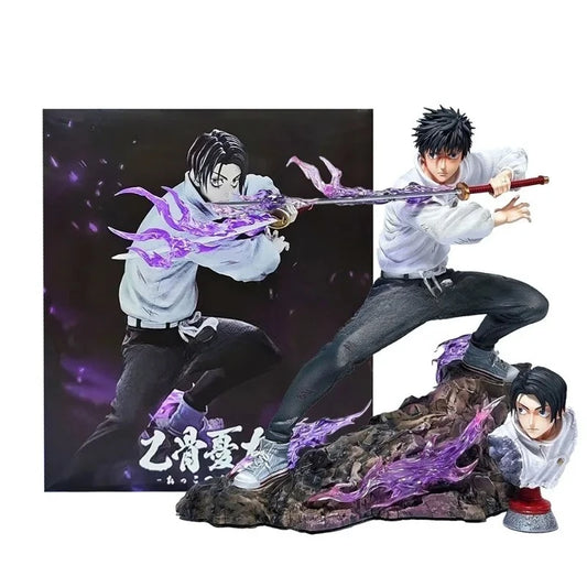 Figurine Jujutsu Kaisen Yuta Okkotsu Katana Violet : articulée tenue blanche, pantalon gris, katana violet avec effets d’énergie sur socle